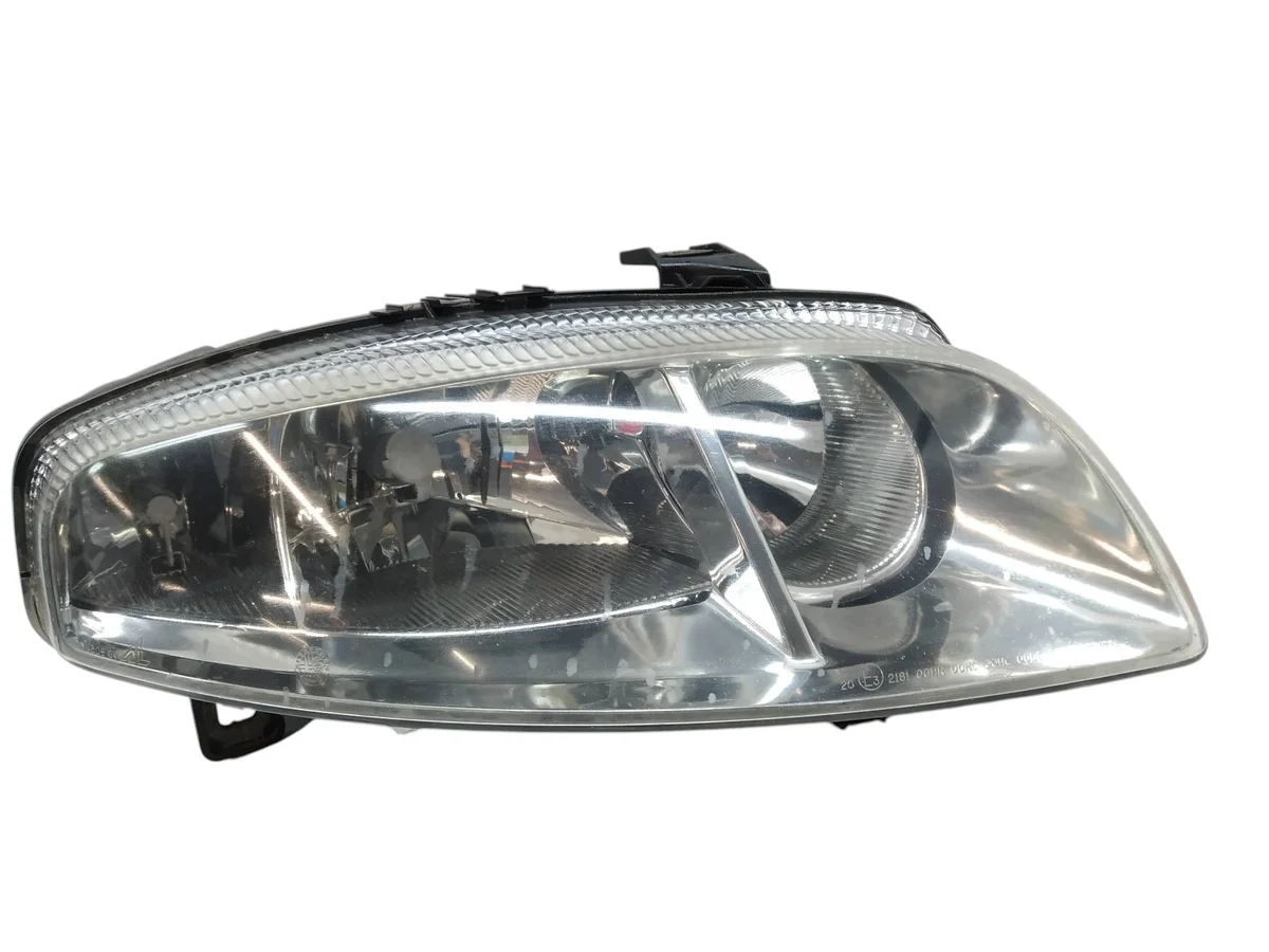 Phare Avant Droit Alfa Romeo GT 60681583