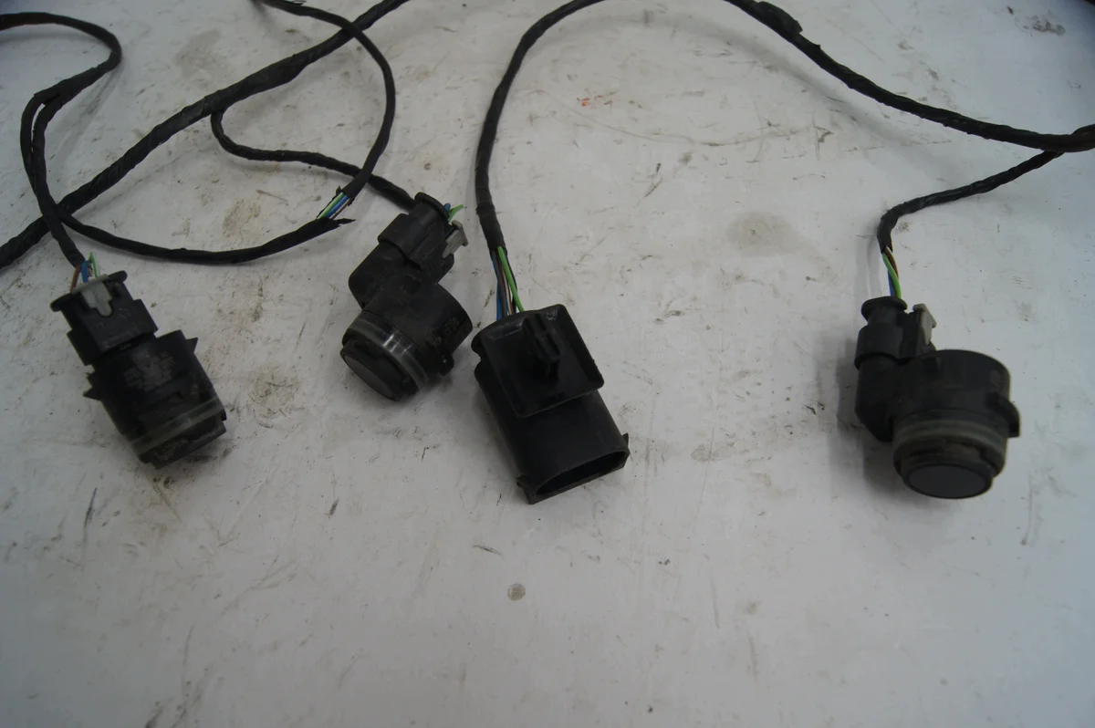 BMW F45 PDC Sensor Wiring Harness Front