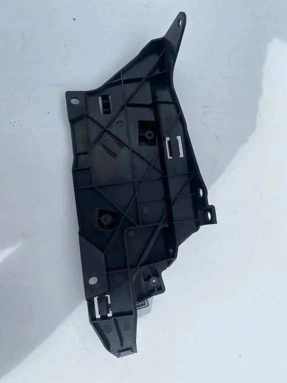 BMW 5 G30 G31 LCI G02 Sensorhalter image 5