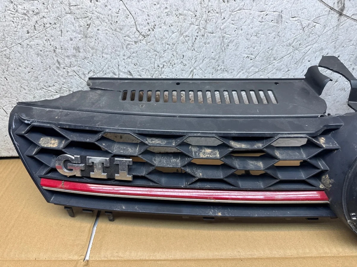 Griglia anteriore VW Golf VII GTI 7121773