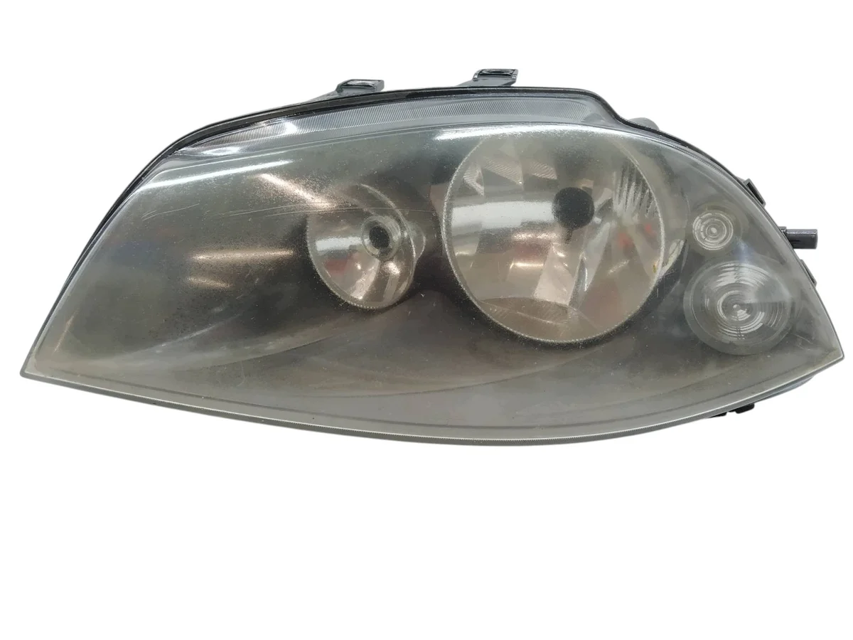 Faro Izquierdo Seat Ibiza III Usado