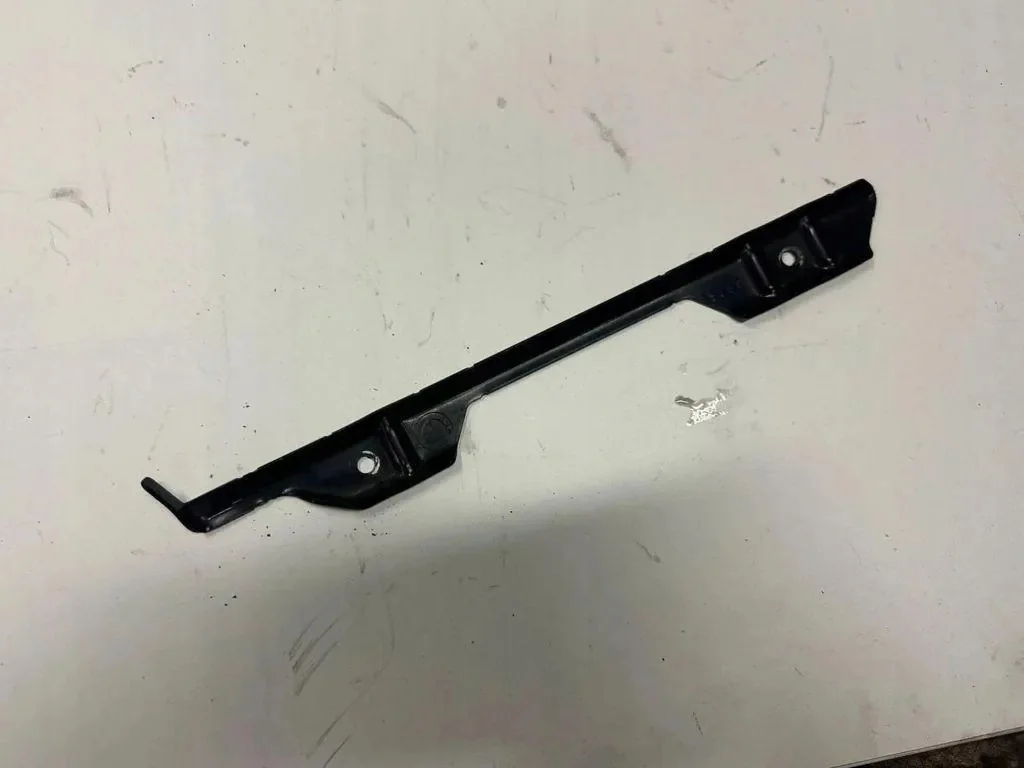 2015 BMW 4 F32 F33 Battery Mount 7188487
