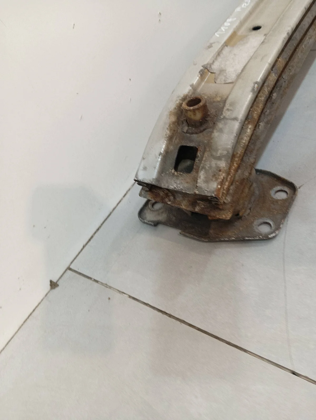 Reforço para-choque Citroen Nemo Usado image 3