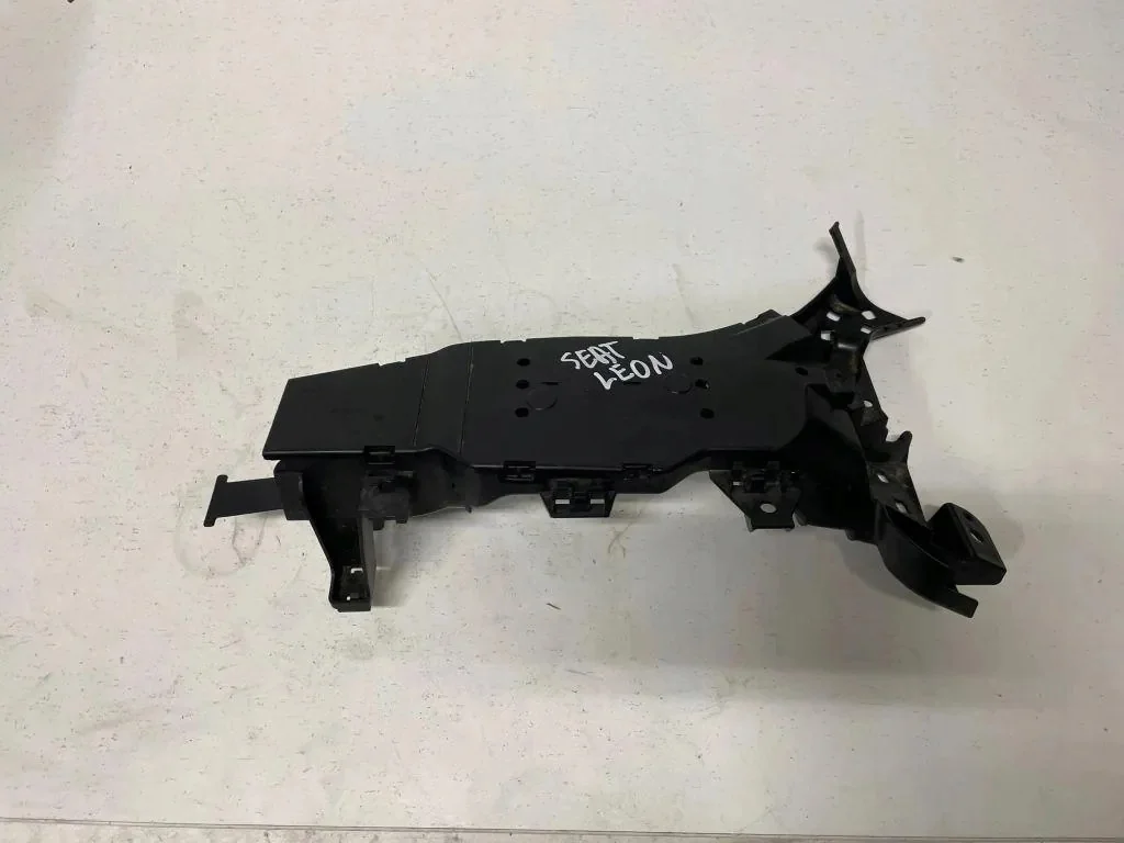 Seat Leon 2014 5F 5Q0971879 Parte Motor