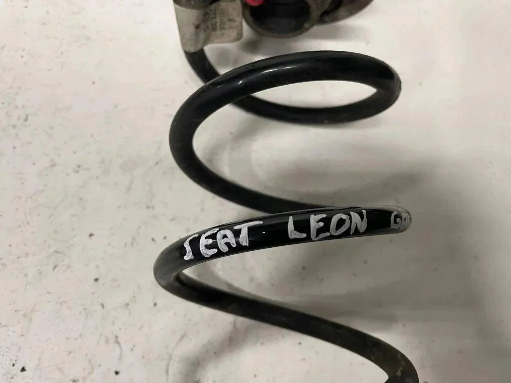 Fjäder Bak Seat Leon III 5F0511121 image 3