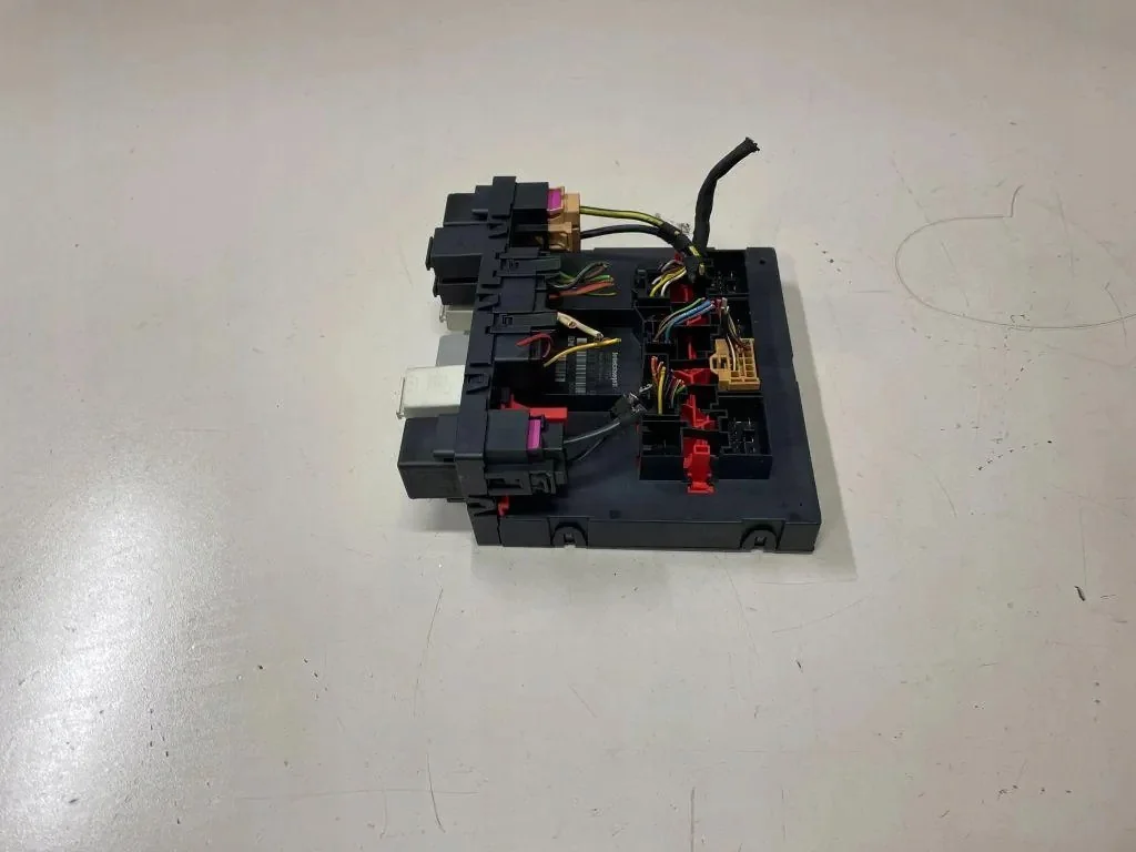 Module confort SEAT TOLEDO III 3C0937049E image 8