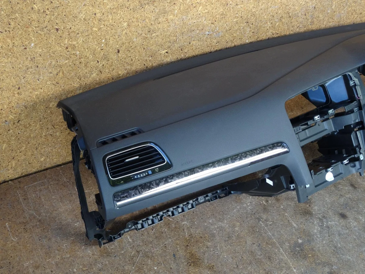 Consola VW Golf VII 5G 2012-2020 UK image 3