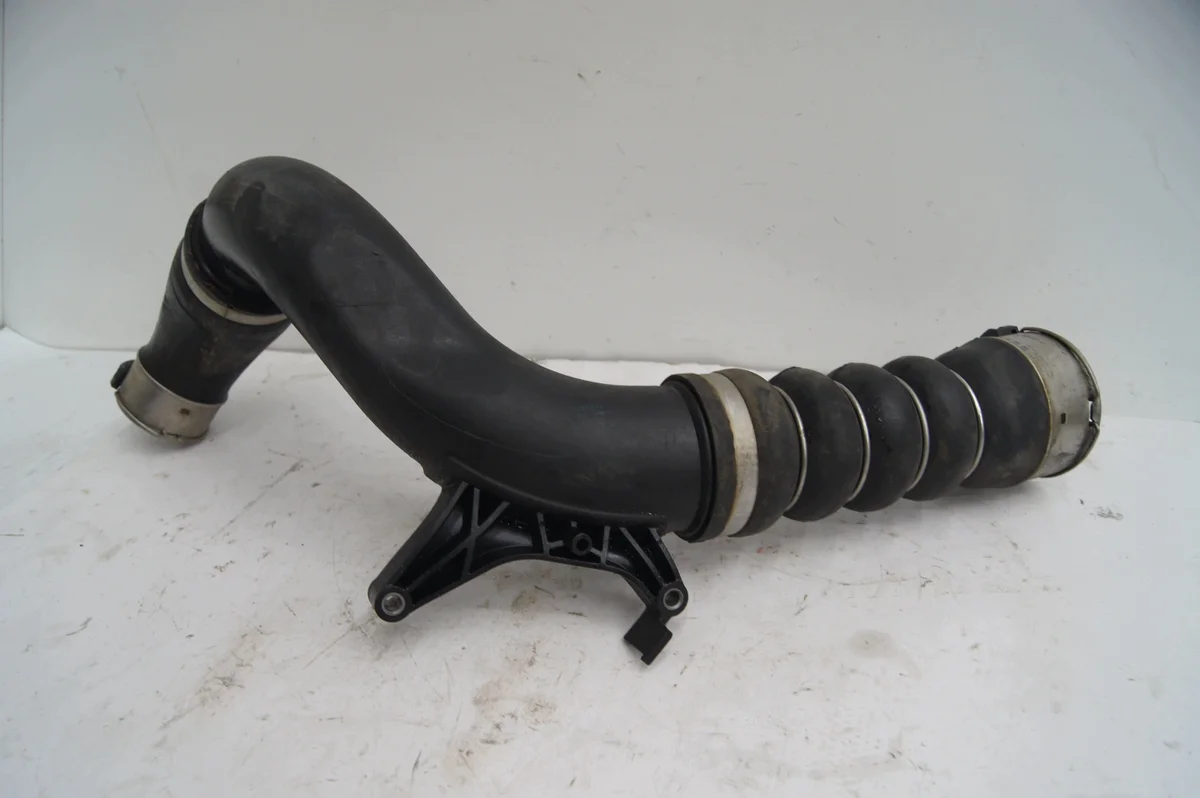 BMW F45 218i LCI Intercooler Pijp MGW00403CT image 5