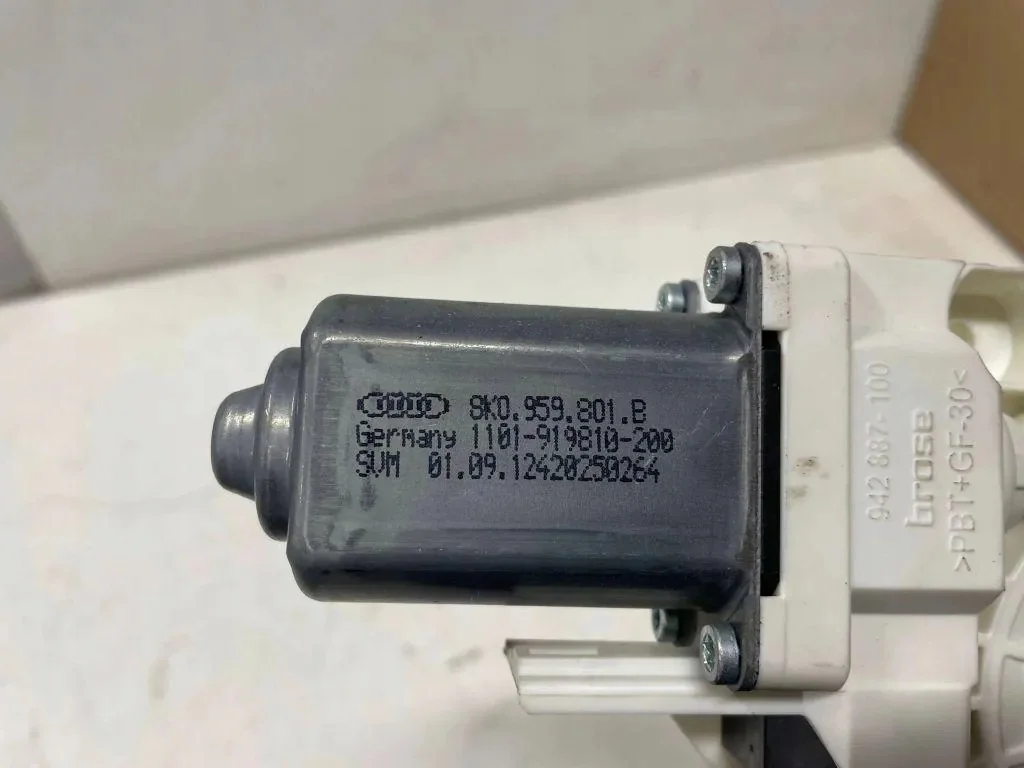 Motor do Vidro SEAT Alhambra 8K0959801B image 4