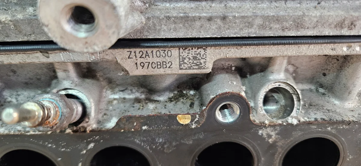 Hyundai 22111-2U000 cylinderhuvud, använt image 3