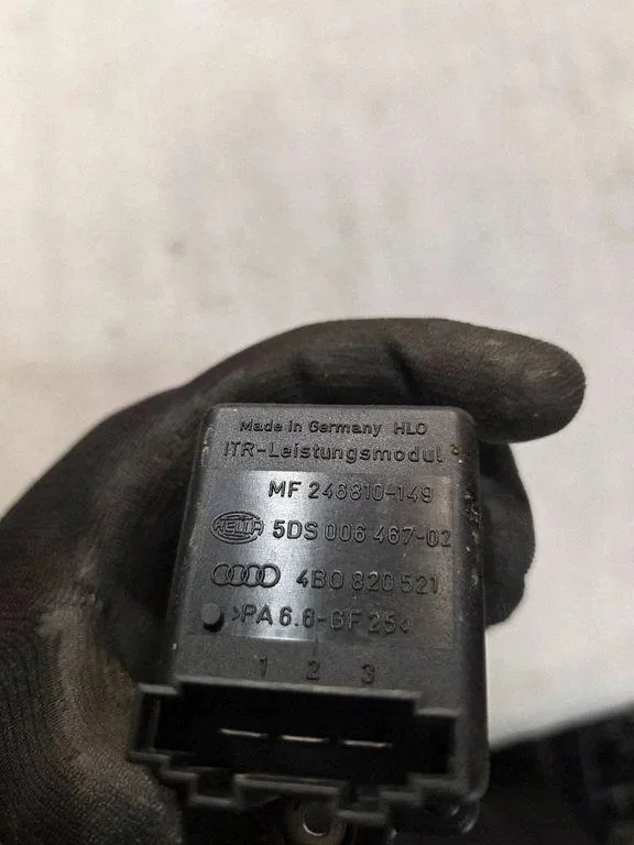 Resistor Audi A6 S6 C5 4B 2002 Usado image 3