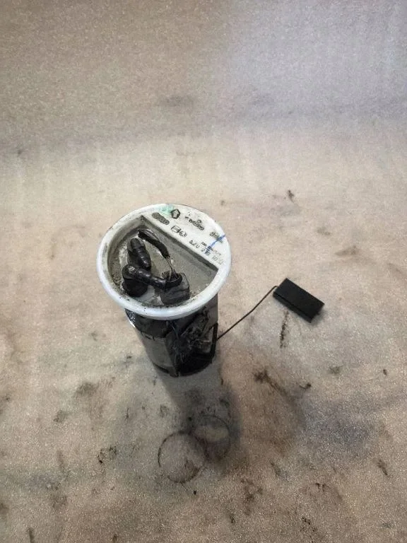 Pompe à carburant Audi A2 1.4 TDI 8Z0919183