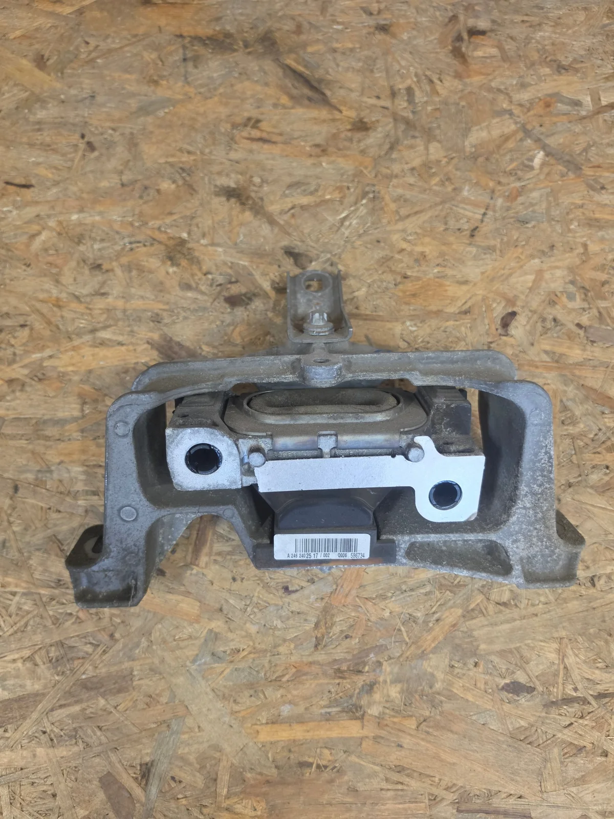 Motorlager Mercedes CLA W117 1.6 A2462402517