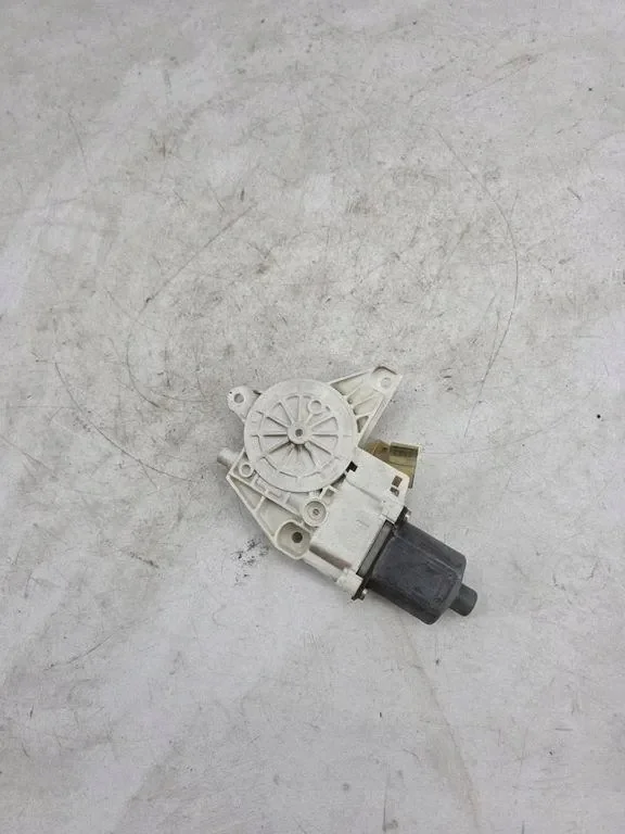 Rear Left Door Window Motor Mercedes-Benz R (W251, V251)
