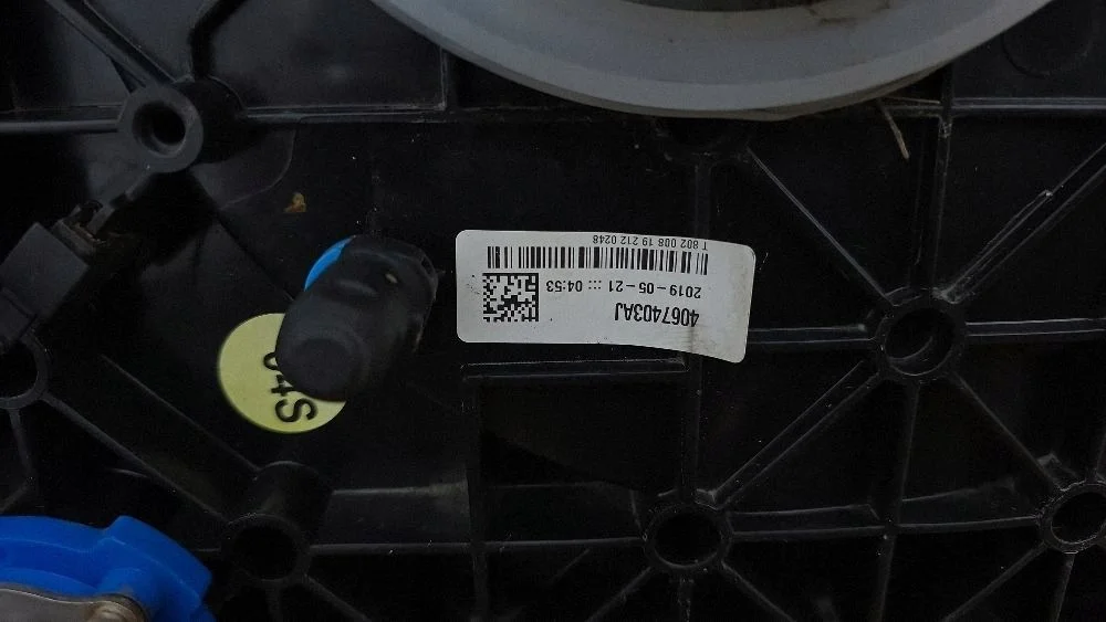 Audi 8W0131969J réservoir AdBlue image 10