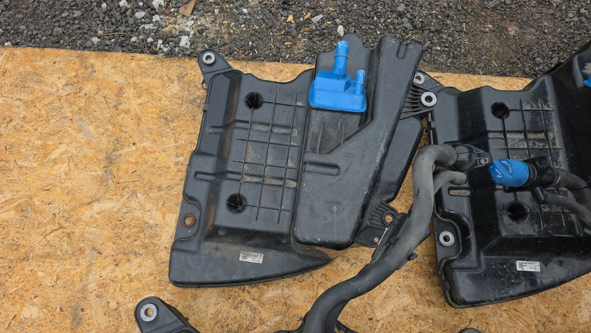 AdBlue Tank Audi A5 4077101AD image 7