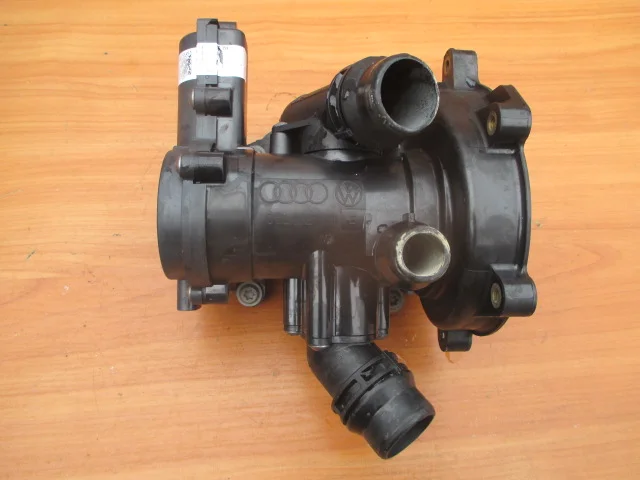 Boîtier de thermostat 06L121111F pour VAG image 10