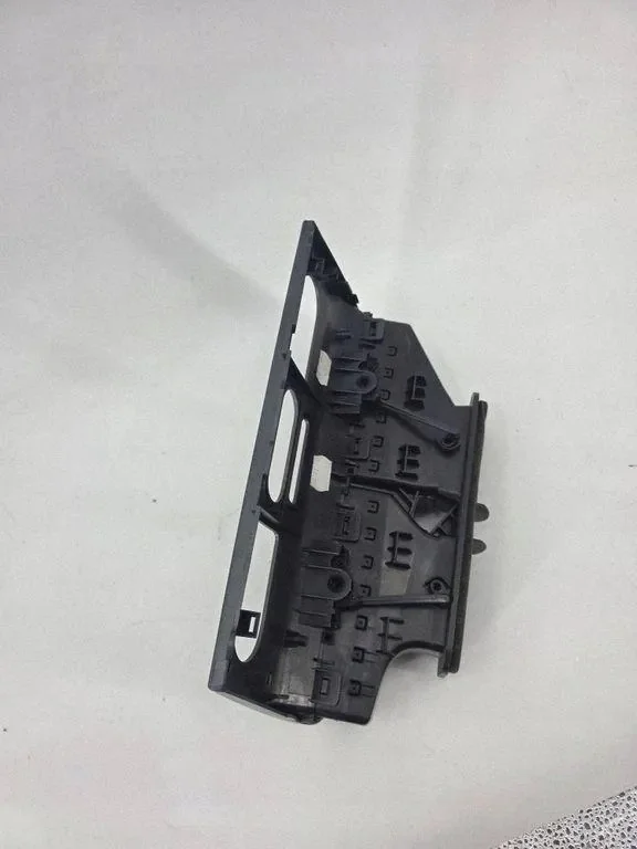 SEAT ALTEA XL Wlot powietrza 5P1819110J