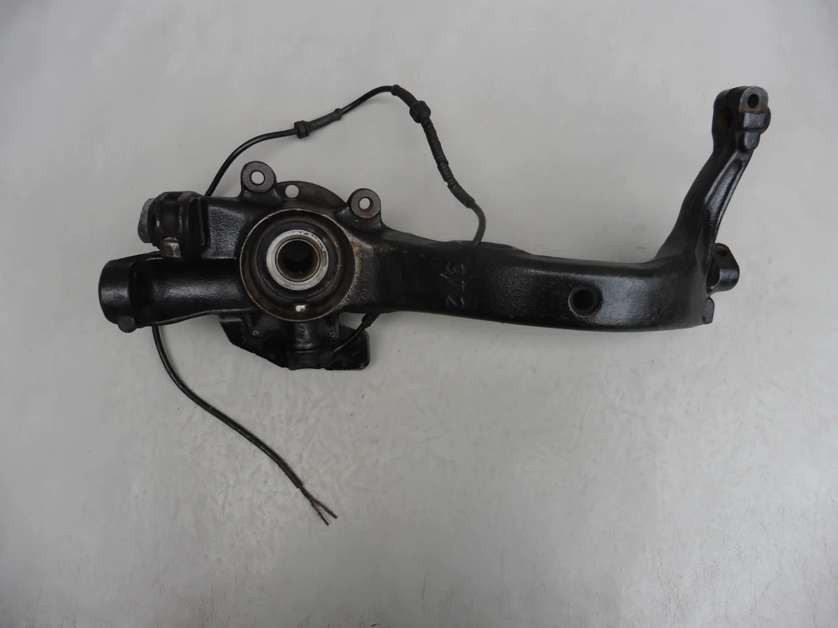 Audi A4 B5 Cubo Roda Dianteiro Esquerdo Usado image 5