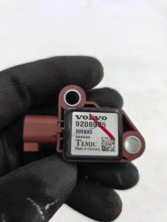 Volvo V50 Front Left Impact Sensor 9206975 image 3