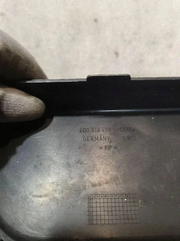 Engine Compartment Part Audi A8 D2 4D0819408 image 3