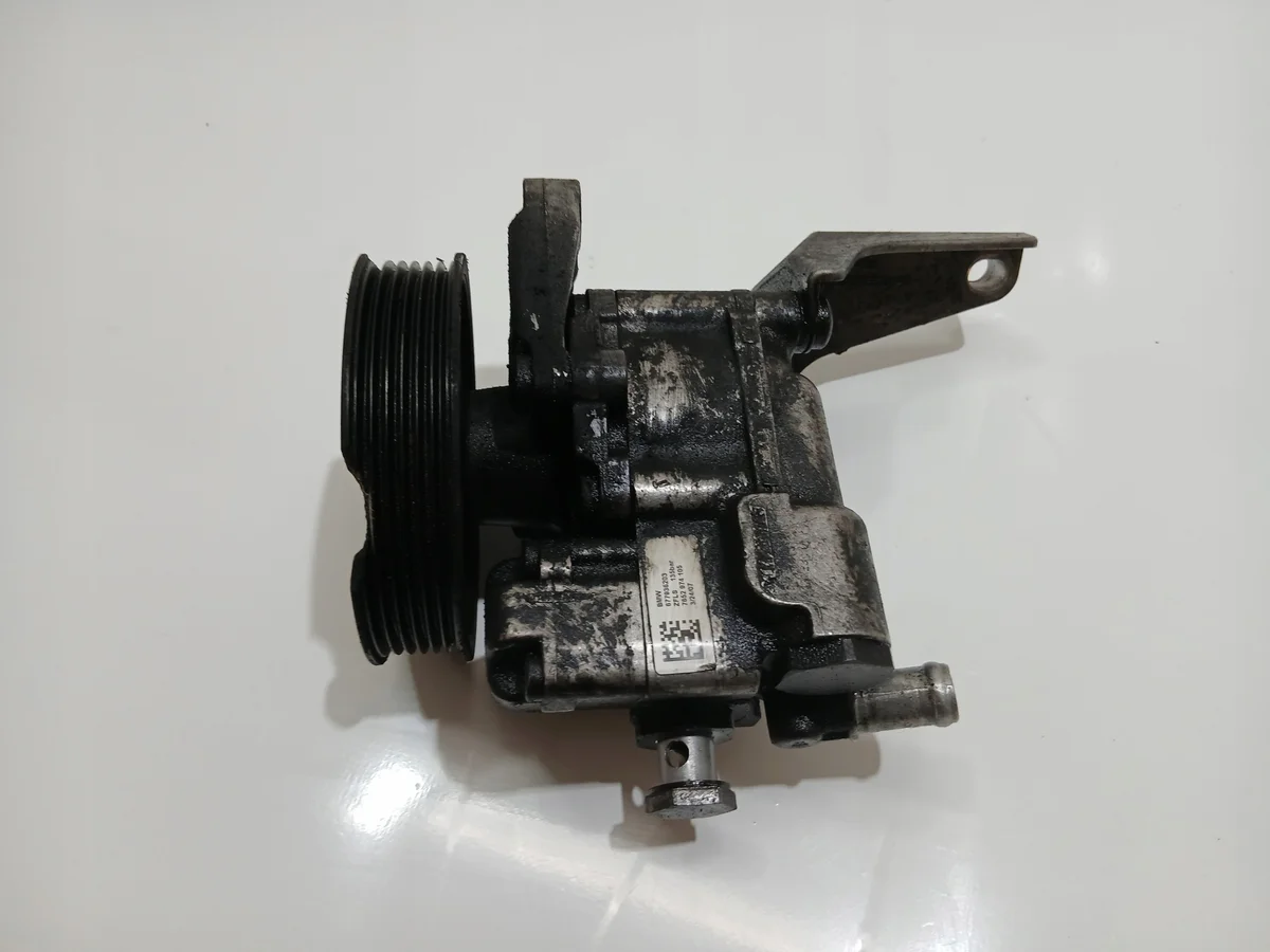 BMW 6779362 Pompe de direction assistée image 3