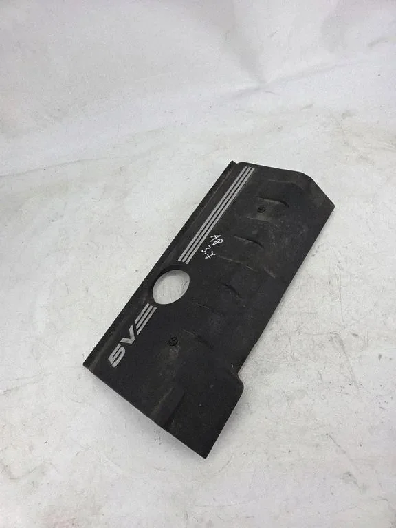 Left Engine Cover Audi A8 077103723D image 3