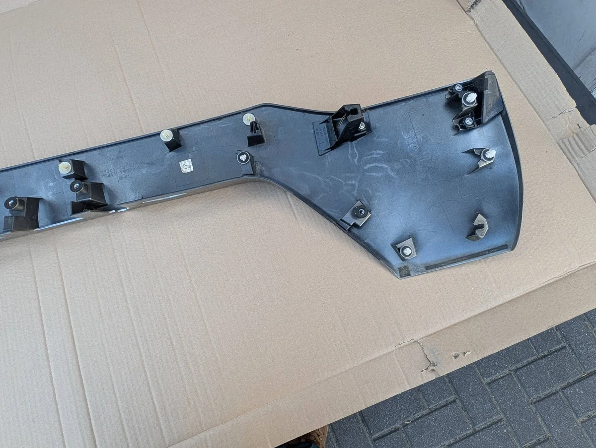 LEXUS NX II 21- Zierleiste Kofferraumklappe hinten image 6