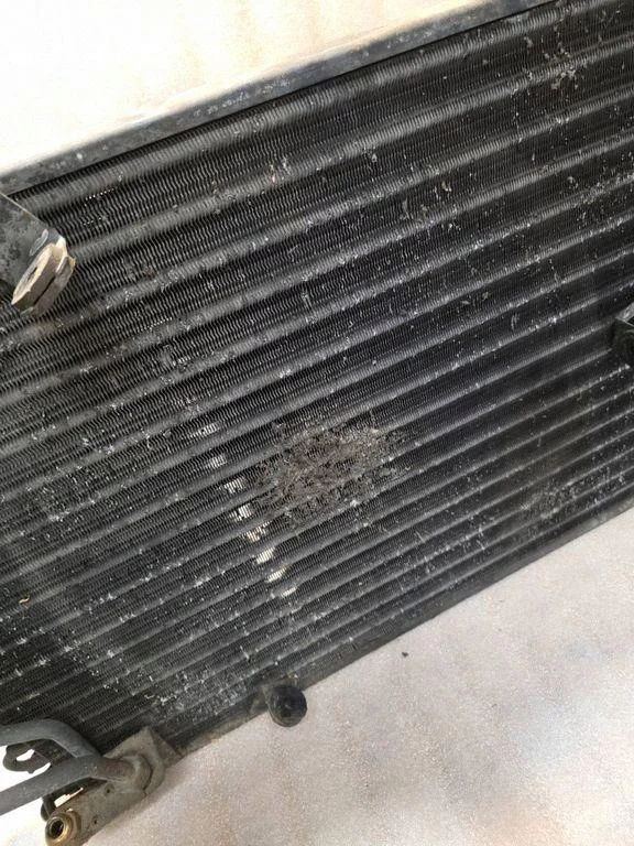 BMW 7 E32 A/C Condenser 645313822900 image 3