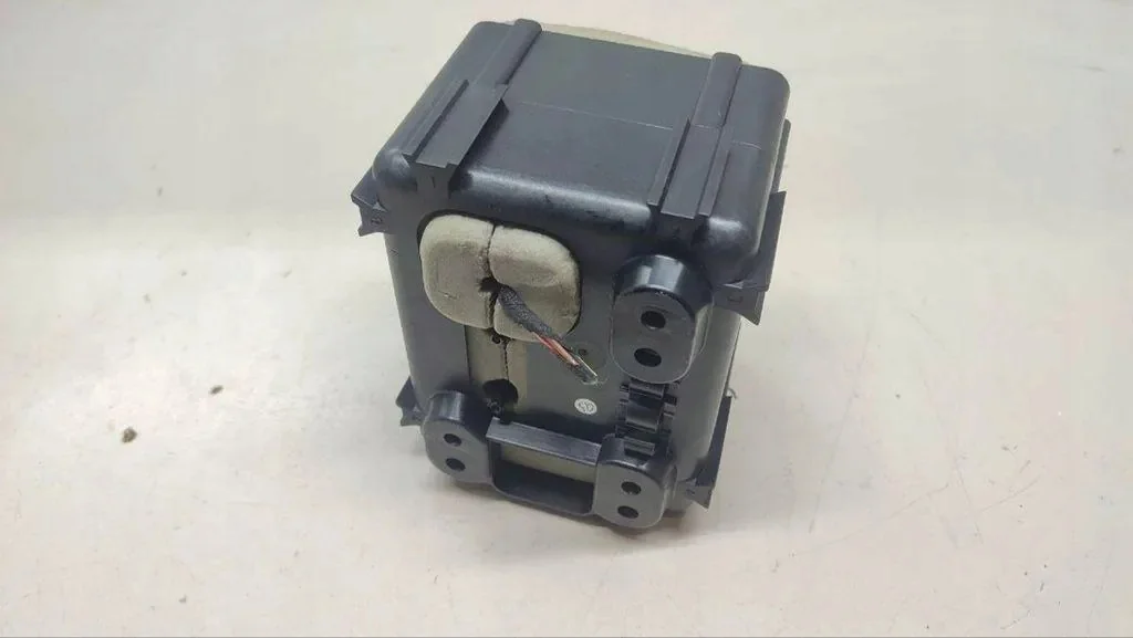 Vakuum pump MERCEDES-BENZ E (W212) A0008000018