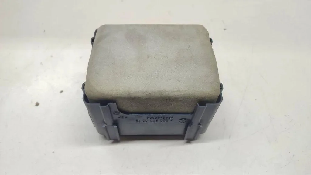 Pompa vacuum Mercedes-Benz E W212 A0008000018 image 3
