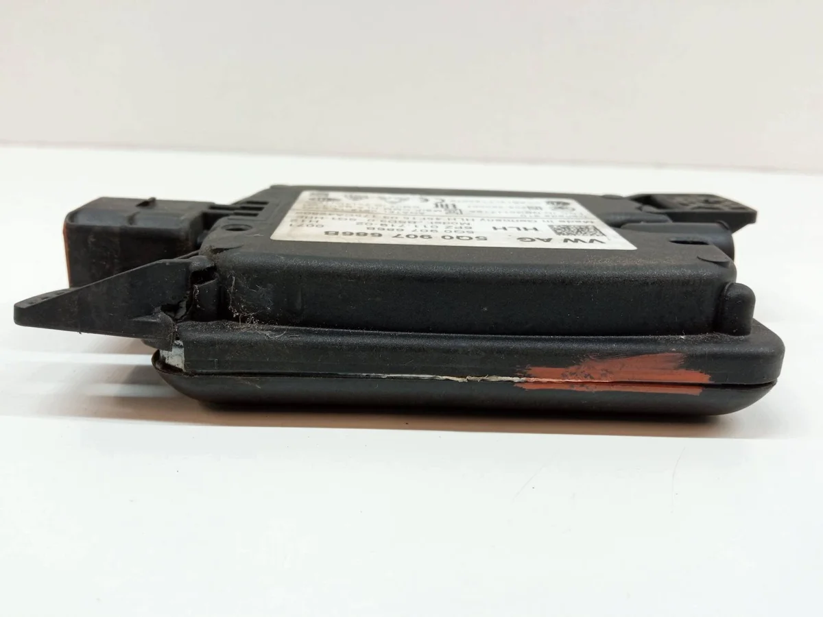 Modul 5Q0906686B Skoda Superb III image 5
