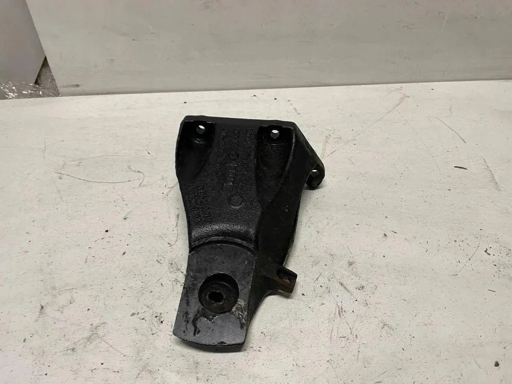 Supporto motore BMW 5 Touring E61 6771072 image 3