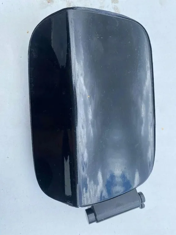 Polttoainetankin luukku BMW 7 F01 F02