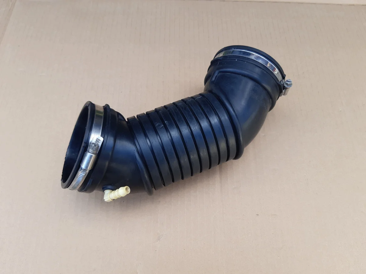 Durite d'air Audi A4 S4 B6 B7 4.2 V8 BBK