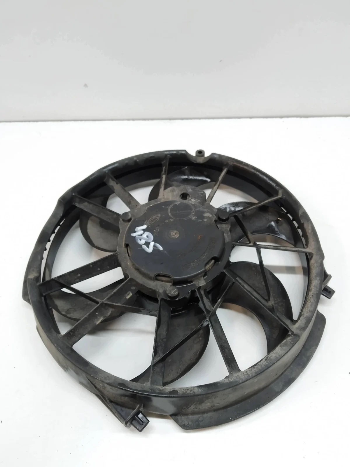 Fläkt Kylare Vänster 3.0 V6 3F1H8C607AA