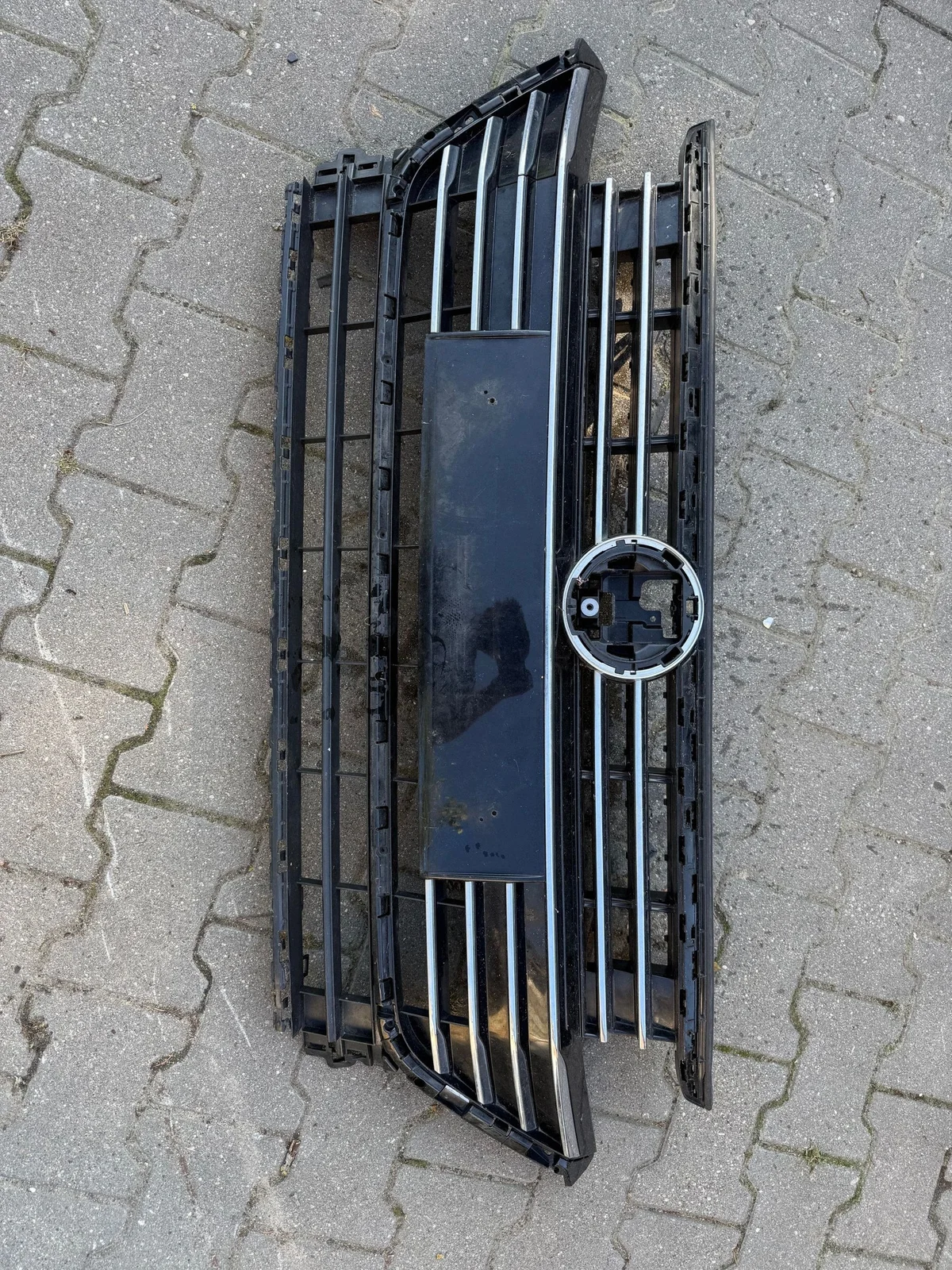VW Arteon Grill Cromado R-LINE 3G8853655A image 4