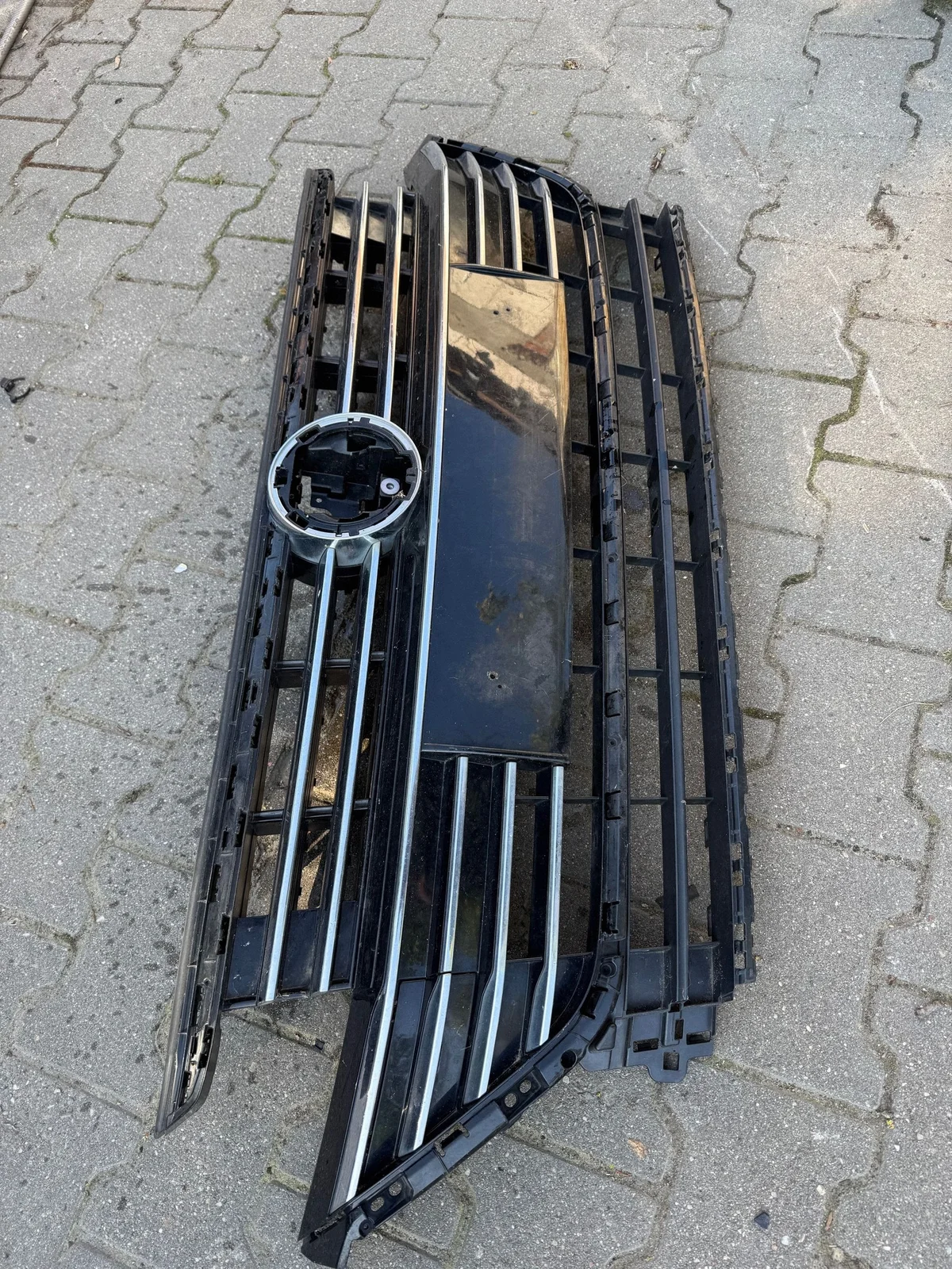 VW Arteon Grill Cromado R-LINE 3G8853655A image 6