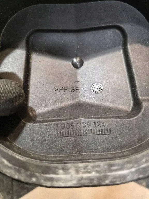 Bouchon phare Audi A8 D2 LIFT 1305239124 image 3