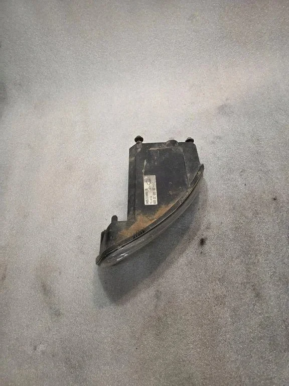Halogen dimljus vänster Chrysler Voyager III