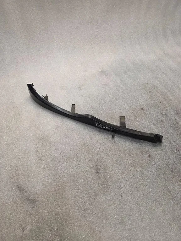 BMW 3 (E46) Right Headlight Cover Used