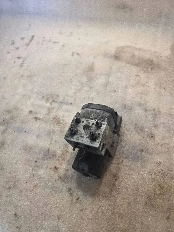 ABS Control Module 3B0614111 for Audi A5 B5