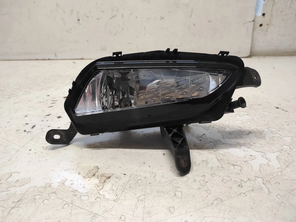 Opel Astra K V Halogen Strålkastare Höger