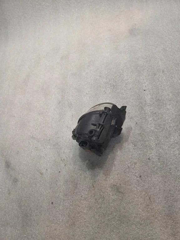 Audi A4 B7 Scheinwerfer vorne rechts gebraucht image 4