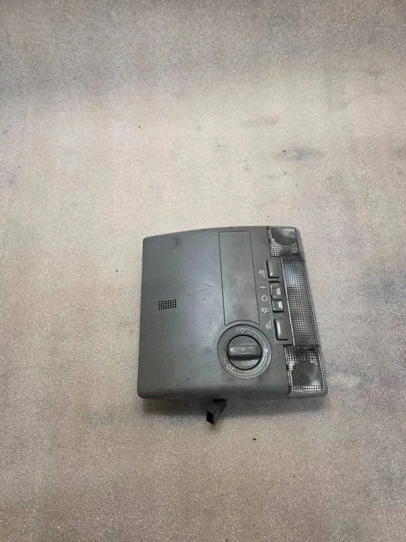 Audi A8 S8 D2 4D 1997 Lampe Plafond 8L0862373