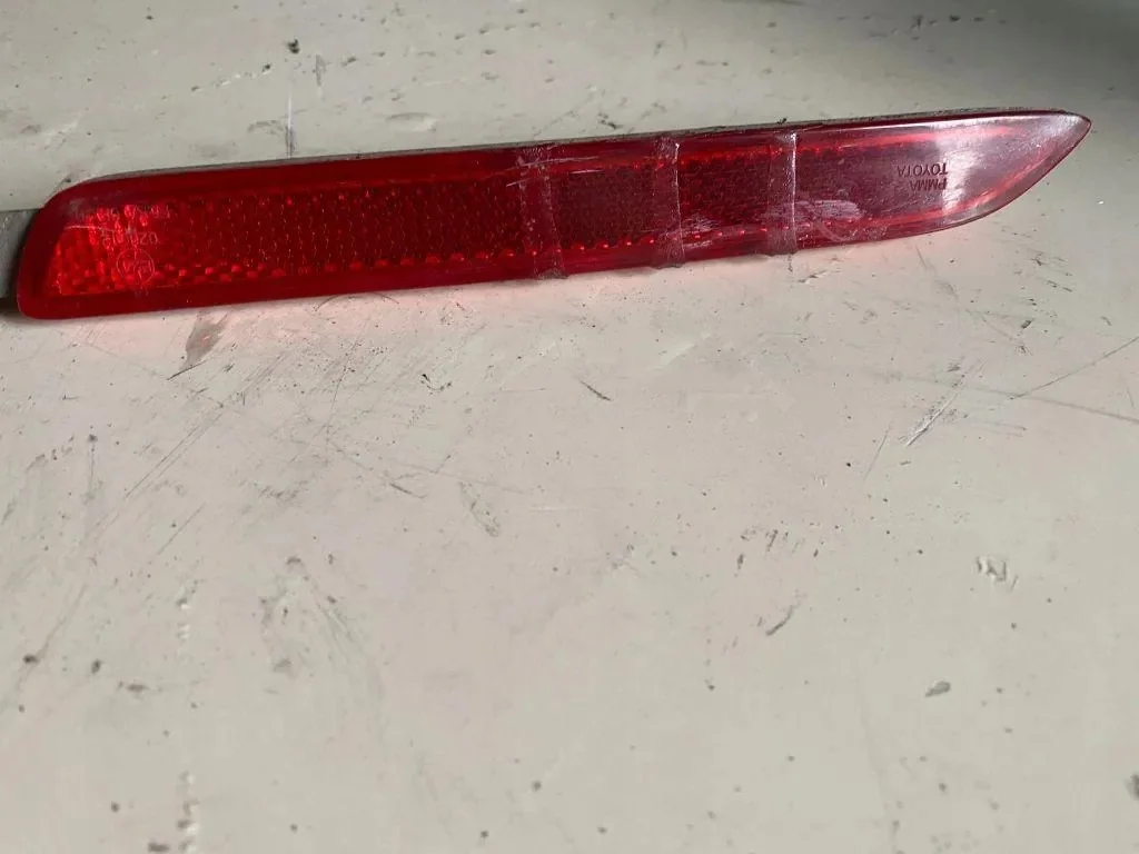 Reflektor bak Toyota Verso vänster 819200F010