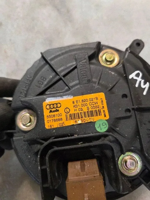Audi A4 S4 B6 8E 8H Ventilator 5508100 image 4