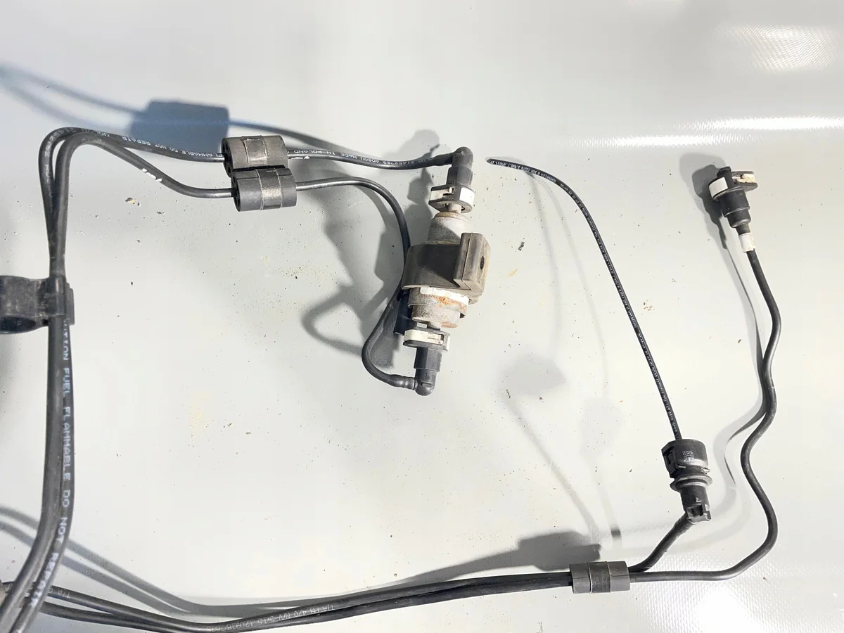 Polttoainepumppu Volvo XC90 II 9019848C