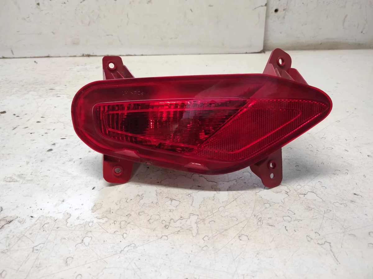 Kia Stonic 17- Left Rear Bumper Light