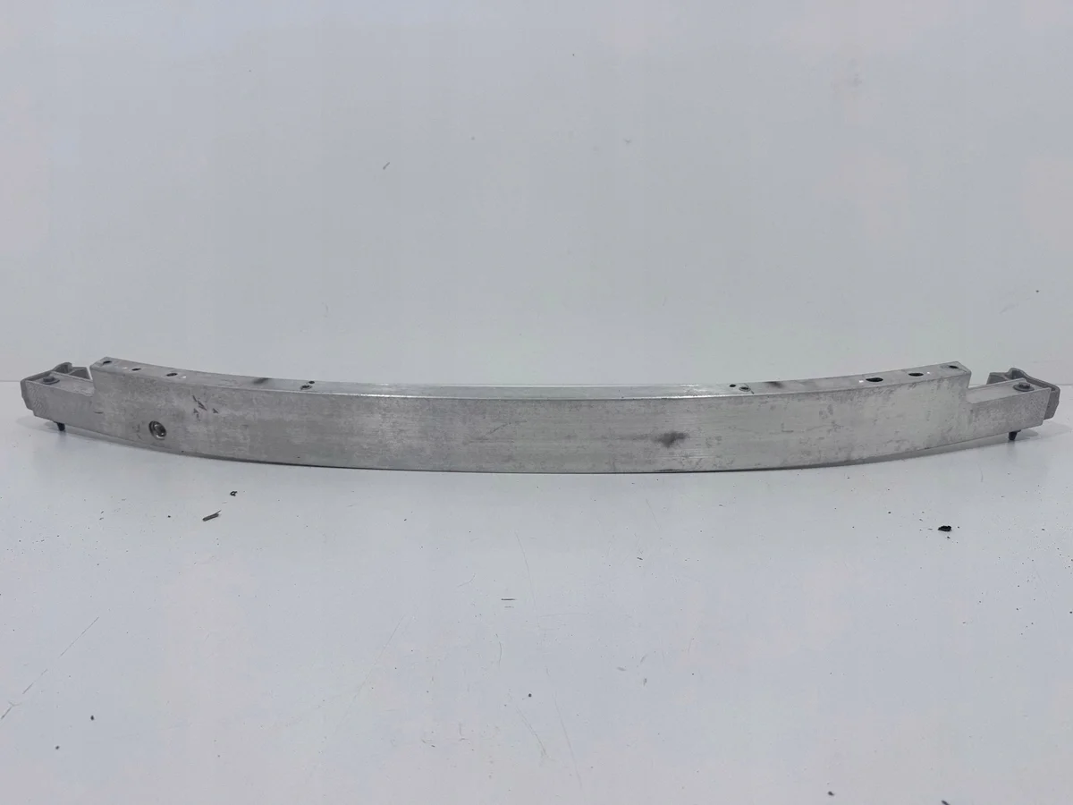 Tesla Model Y Etupuskurin palkki, käytetty